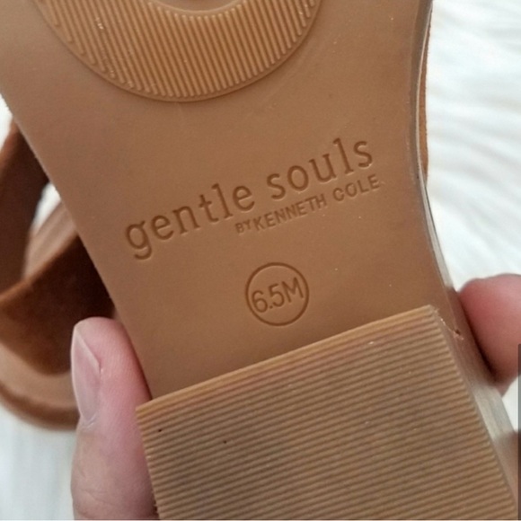 Gentle Souls Kenneth Cole Brown Blaise Slingback Booties GUC - Picture 4 of 5